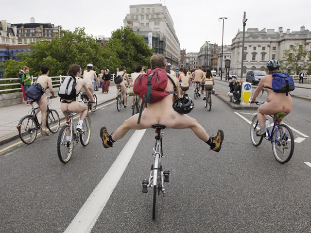 WS:Naked bike ride