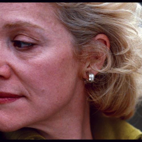 The Headless Woman: close up