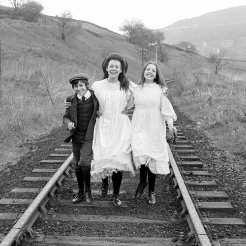 The Railway Children: on tracks