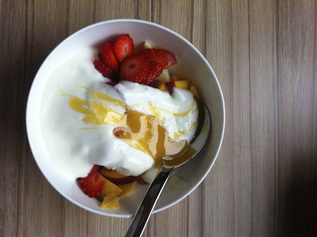 yogurt-1039309_1920