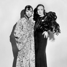 Still: Anna May Wong and Marlene Dietrich 