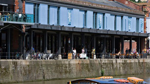 Watershed seen from the harbour