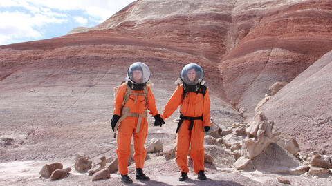 Ella Good and Nicki Kent, Building a Martian House. Credit: Robert Keller, Satori Photos