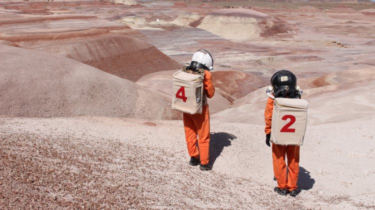 Ella Good and Nicki Kent, Building a Martian House. Credit: Robert Keller, Satori Photos