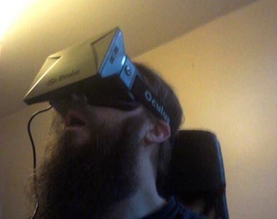 WormSlayer testing out his new Oculus Rift