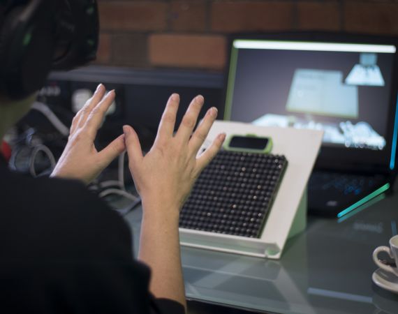 Experimenting with VR and Ultrahaptics at Watershed's 'Feeling Food' lab