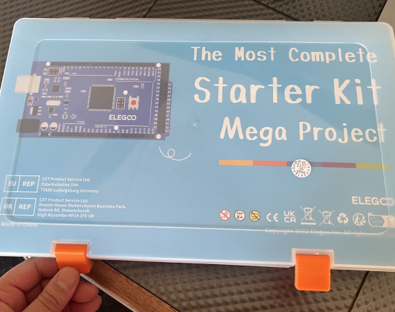 An image of a box saying 'The most Complete Starter Kit Mega Project'