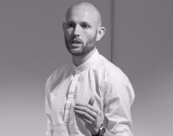 Tom is a theatre maker and director from Bristol. He explores fresh narratives of a changing planet Earth, creating work through award-winning company, MECHANIMAL..